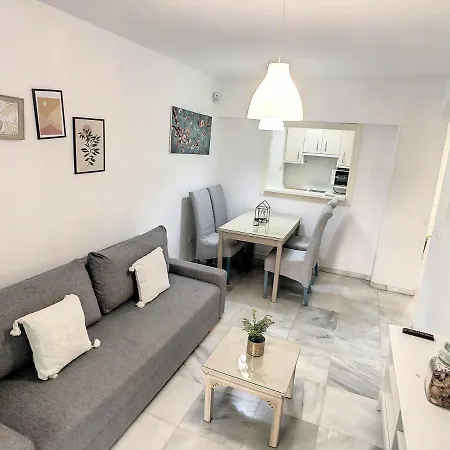 Centro De Sol Y Playa Apartment